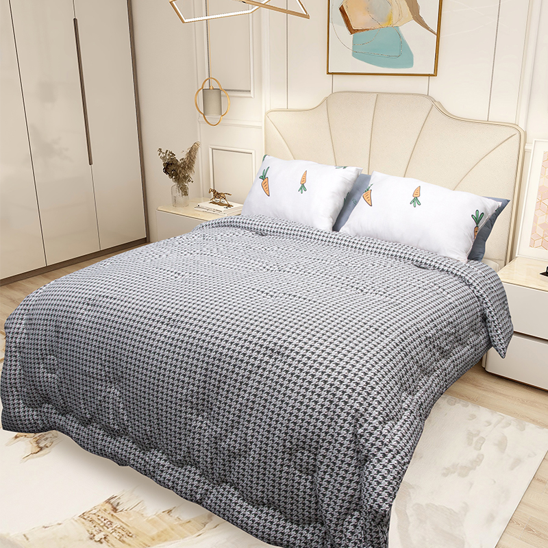 j9九游会千鸟格健康保暖被